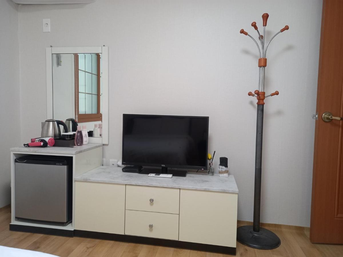 Charlie Hotel Чечжу Екстер'єр фото