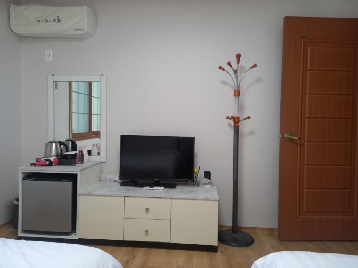 Charlie Hotel Чечжу Екстер'єр фото